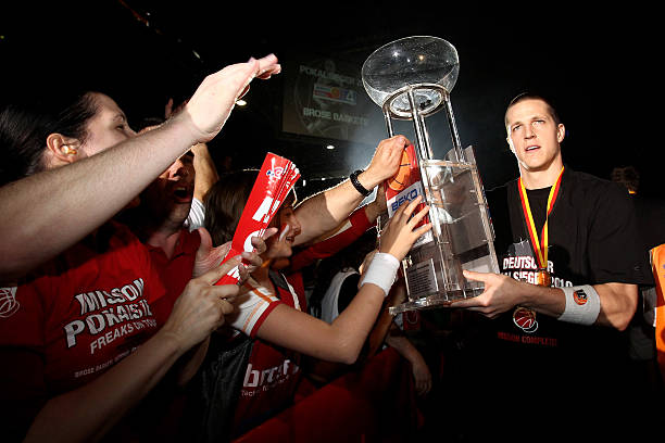 对团队的忠 对团队的忠