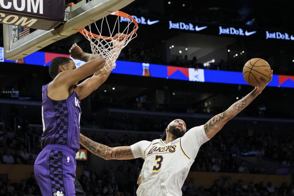 自由地施展 自由地施展