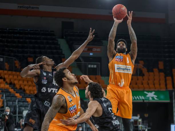 永不妥协 永不妥协